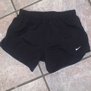 Nike girls black shorts size medium